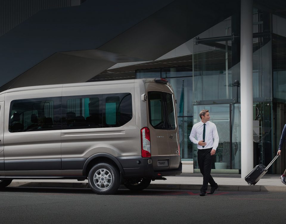 heathrow-airport-minibus-hire-with-driver